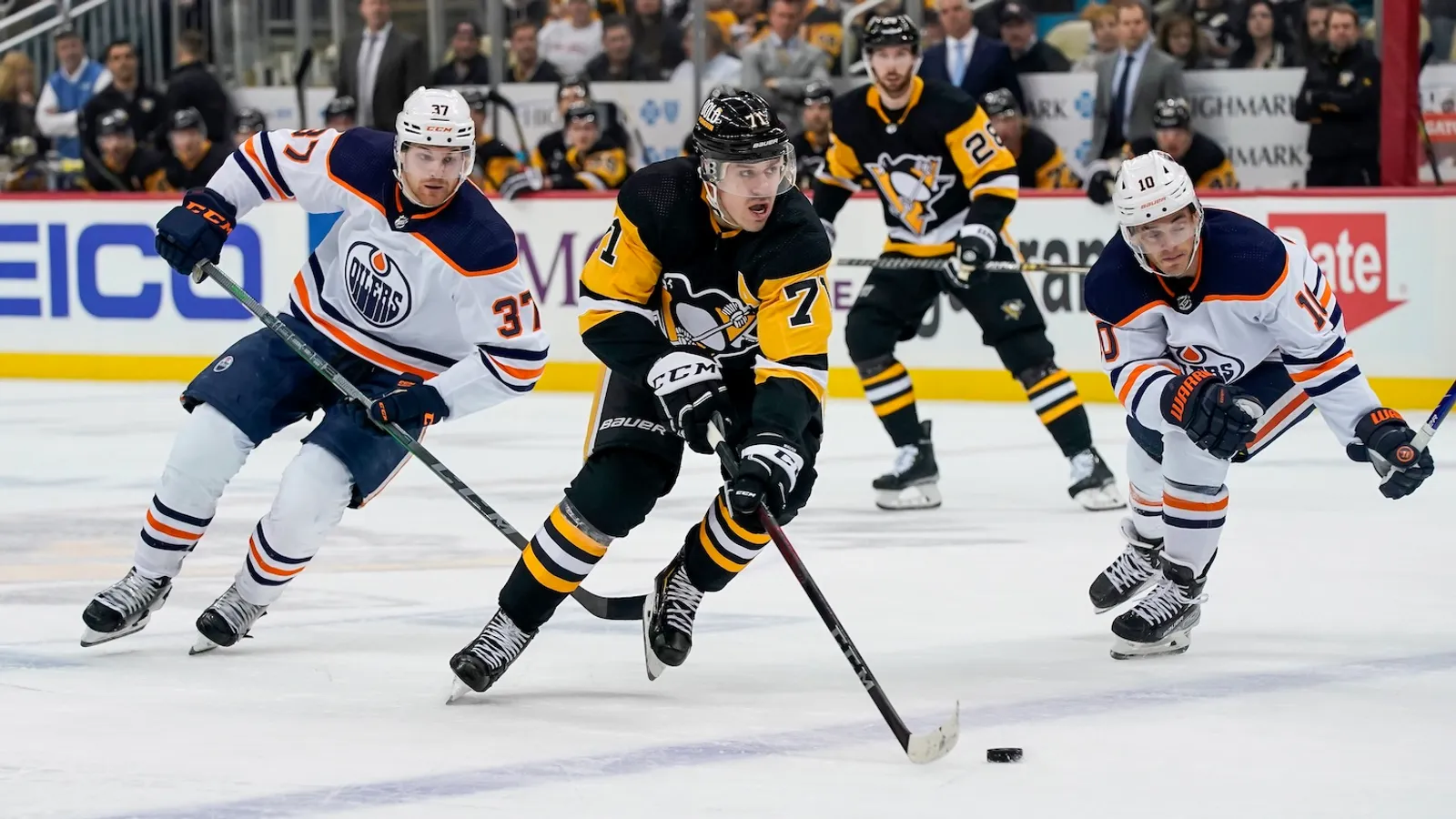 Molinari: Yeah, Penguins have flaws ... so does everyone else in East taken at PPG Paints Arena (Penguins). Photo by JEANINE LEECH / GETTY